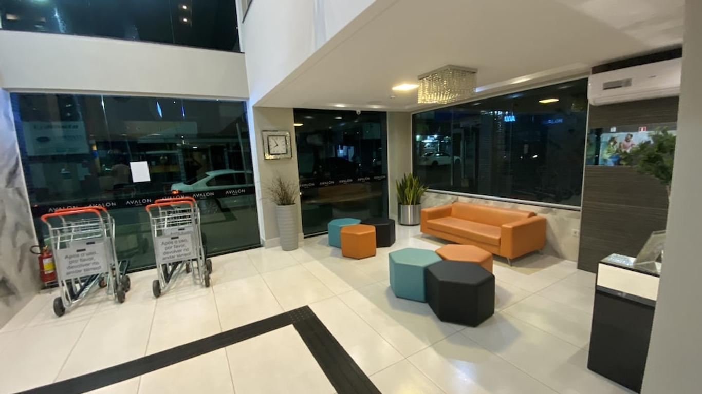 Maringá Hotel Avalon Econômico